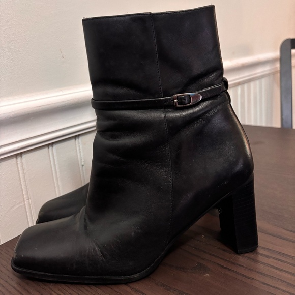 Vintage Leather Black Ankle Boots By Artiva Hilma Size 8M/Women Square Toe Boot - Picture 5 of 5